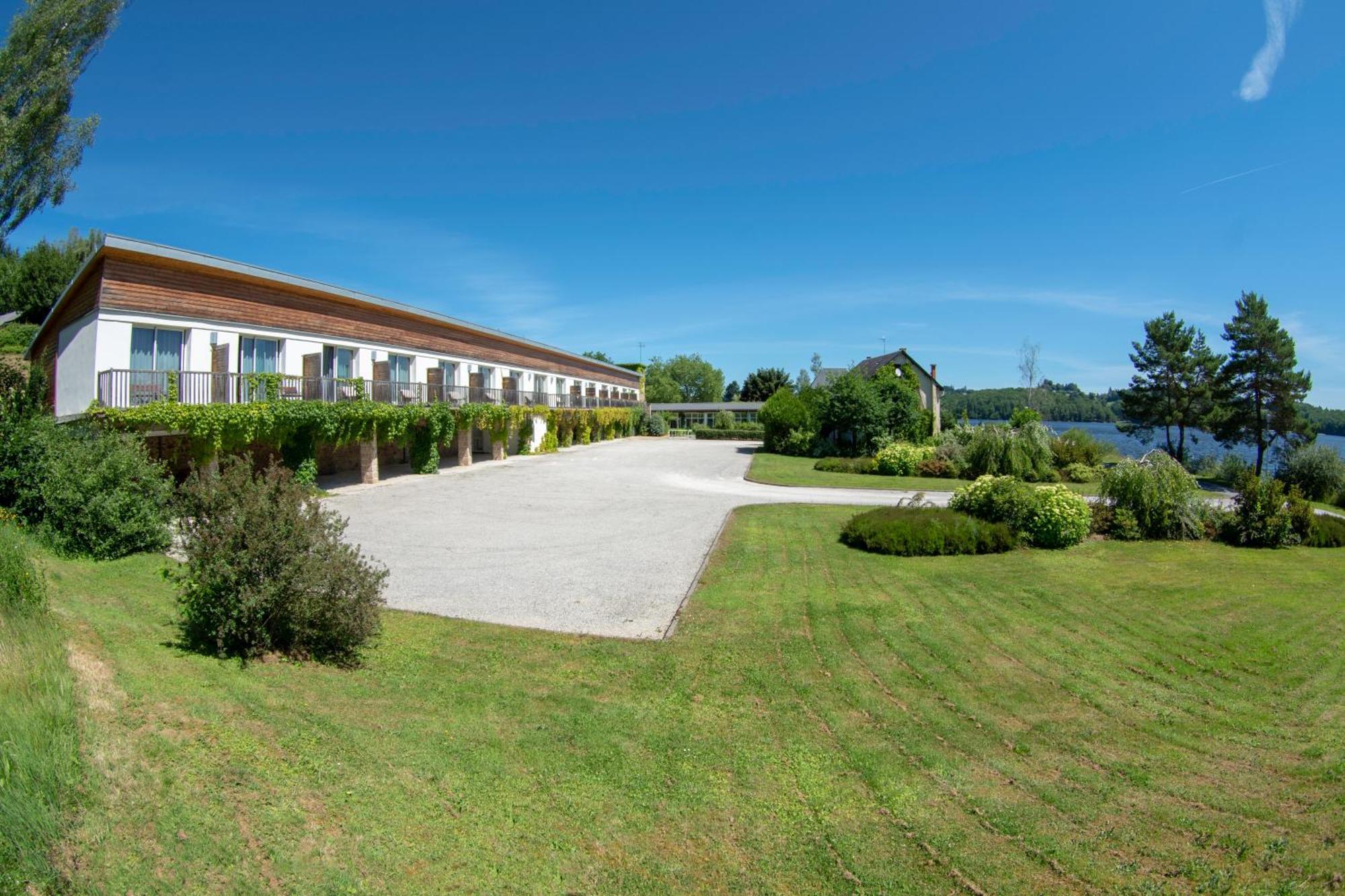 Logis Hotel Du Lac Neuvic  Luaran gambar