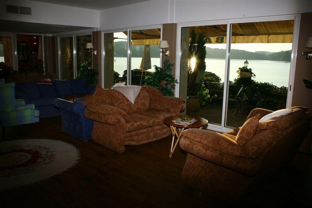 Logis Hotel Du Lac Neuvic  Luaran gambar