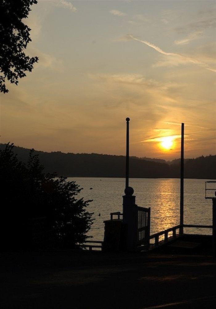 Logis Hotel Du Lac Neuvic  Luaran gambar