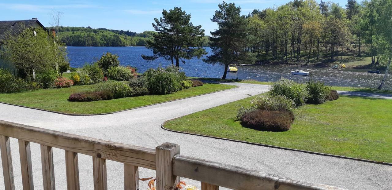 Logis Hotel Du Lac Neuvic  Luaran gambar